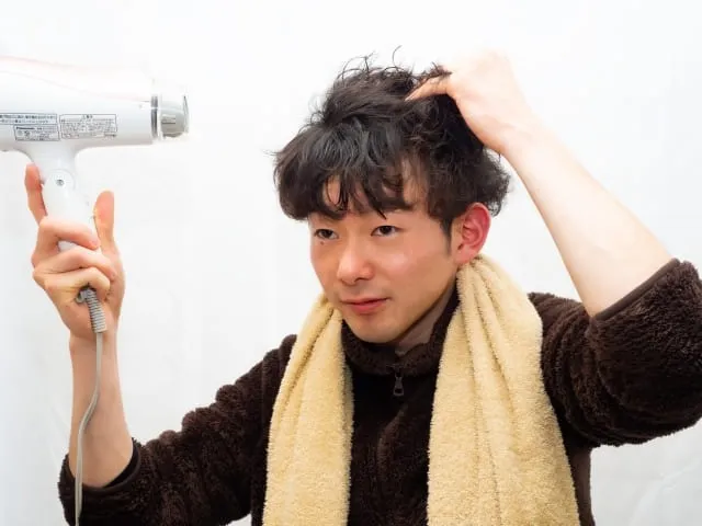 メンズパーマでセットを楽に！毎朝の時短を叶えるスタイルの選び方