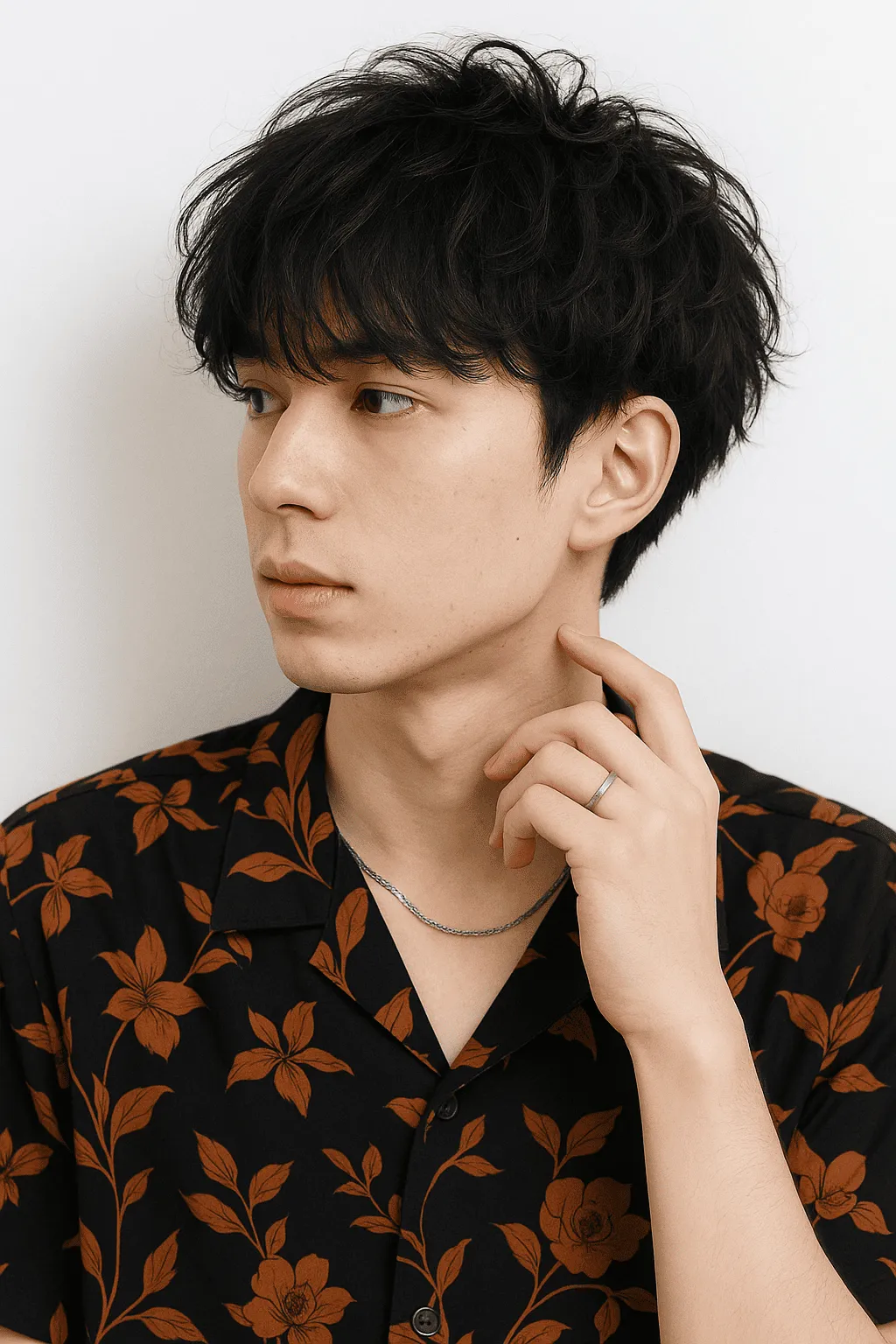 直毛でもクセ毛でも整った流れを作ることができるアイロンパーマ