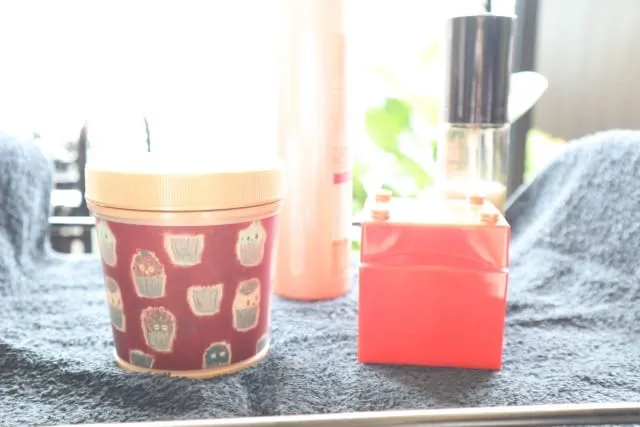 ゆるめパーマはバームやムースで軽く整えるだけでOK