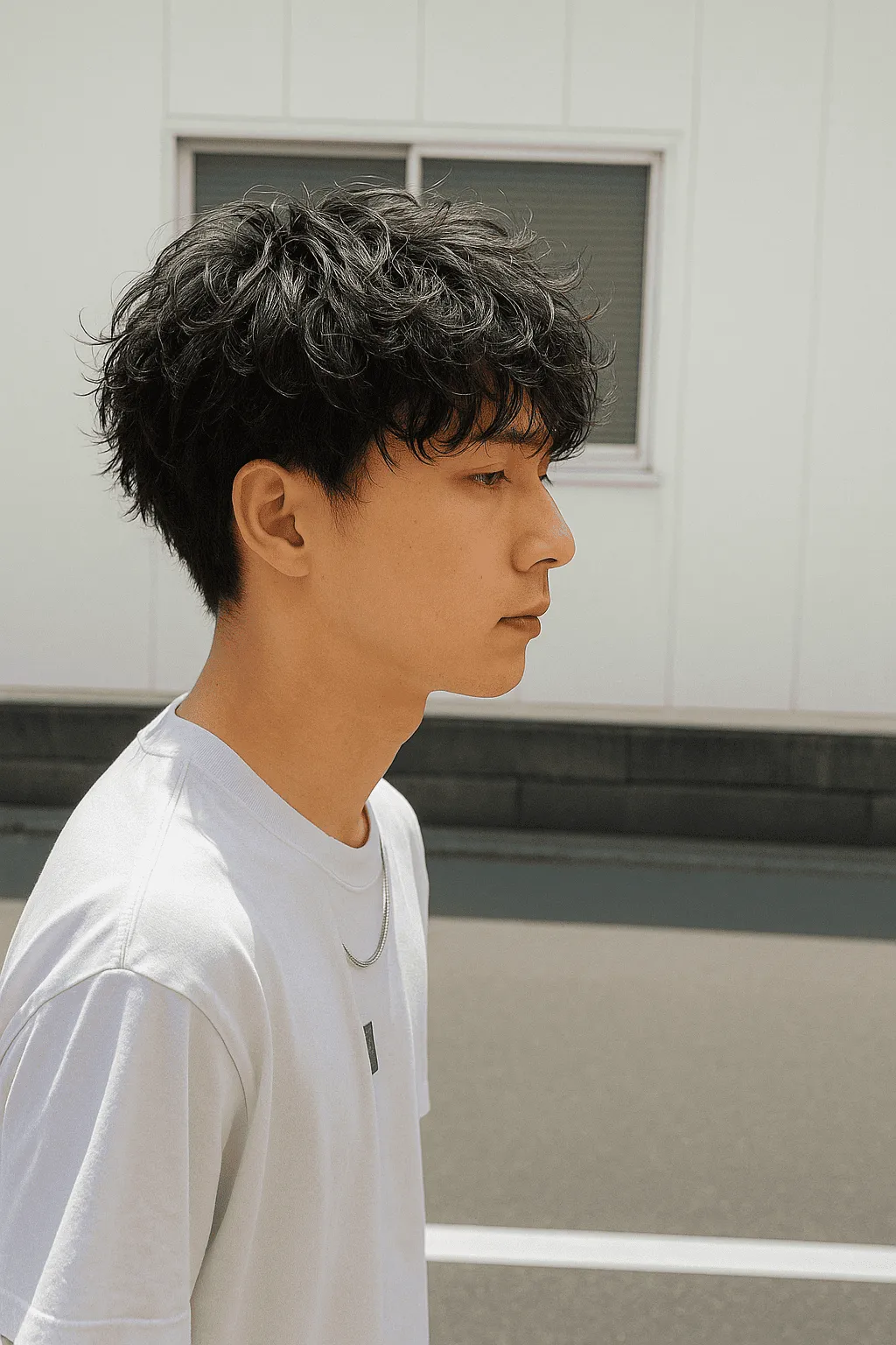 ミディアム〜ショートでも自然な動きを演出